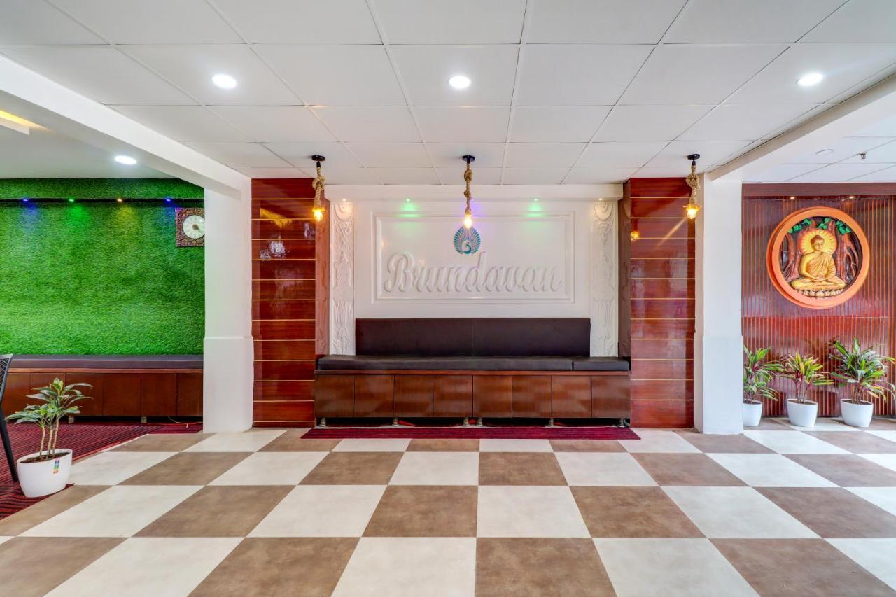 Hotel Brundavan International คุนตูร์ ภายนอก รูปภาพ